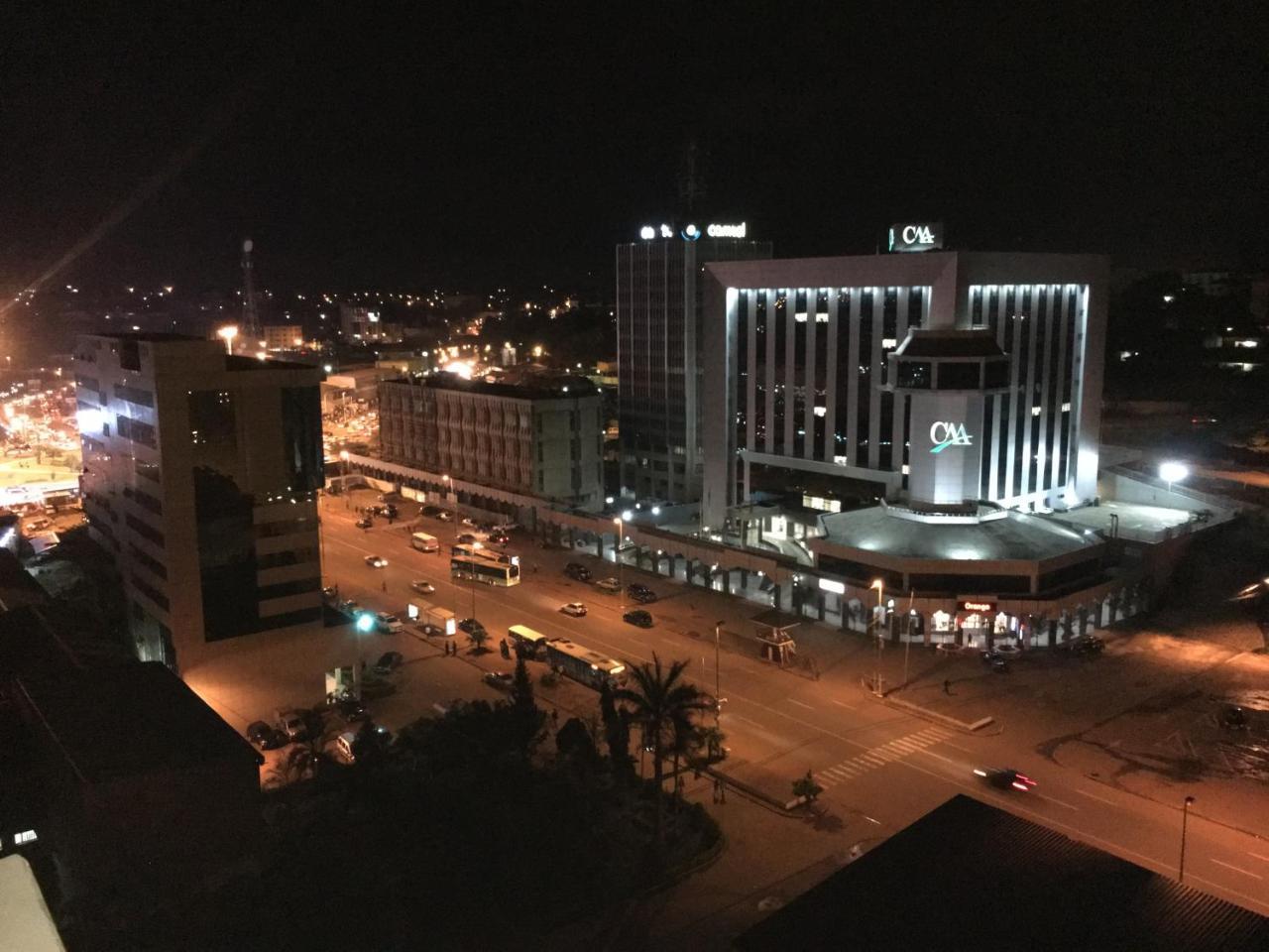 Djeug'Appart Hotel Yaounde Exterior photo